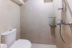 Laurel Wood Avenue (D10), Condominium #587680991